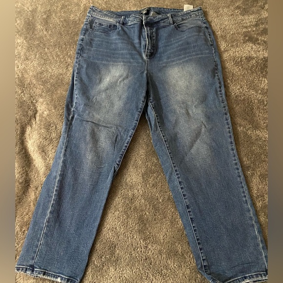 Tall, straight leg, crop length jeans from QVC Studio Park x Courtney Khondabi - Picture 2 of 6